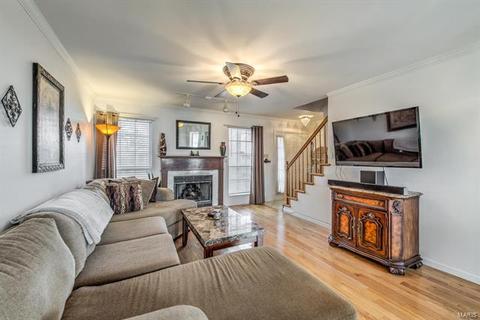 1407 Whispering Creek Dr, Ballwin, MO 63021 photo 5