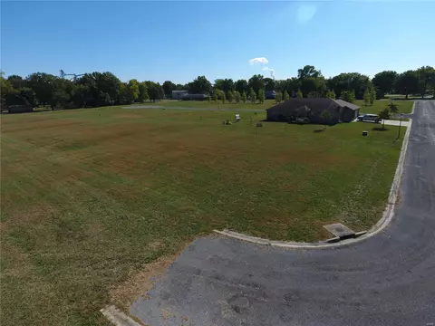 1018 St Peter Ave, Saint Libory, IL 62282 photo 1