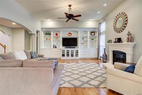 105 Cloverleaf Meadows Ct, O'fallon, MO 63366 photo 6