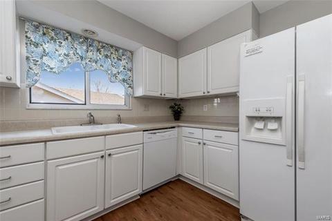1041 Ridgeway Meadow Dr, Ellisville, MO 63021 photo 13
