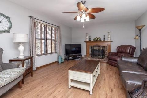 1041 Ridgeway Meadow Dr, Ellisville, MO 63021 photo 5