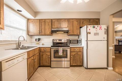 130 Cedar Ridge Ct, Weldon Spring, MO 63304 photo 16
