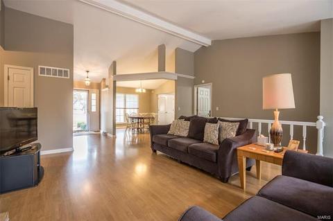 130 Cedar Ridge Ct, Weldon Spring, MO 63304 photo 7