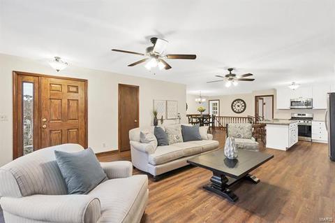 3651 Falcon, Bridgeton, MO 63044 photo 3