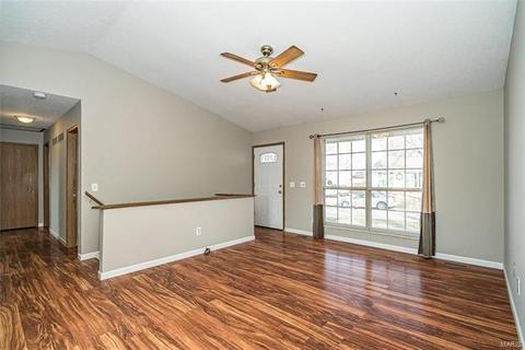 1318 War Bonnet Dr, O'fallon, MO 63366 photo 7