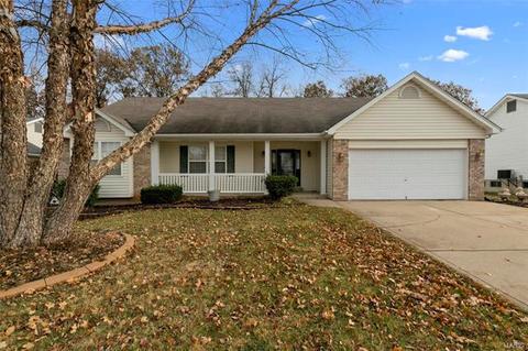 3331 Post View Dr, O'fallon, MO 63368 photo 1