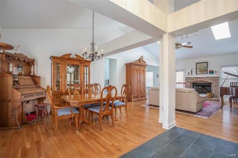 419 Lynwood Forest Dr, Manchester, MO 63021 photo 7