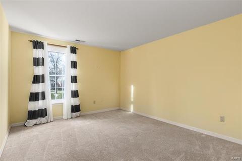 630 Carman Forest Ln, Ballwin, MO 63021 photo 34