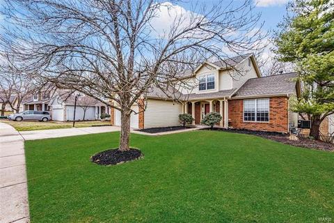 1235 Richland Meadows Dr, Ballwin, MO 63021 photo 1