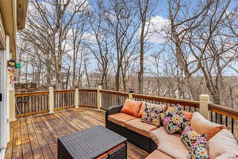 1235 Richland Meadows Dr, Ballwin, MO 63021 photo 3