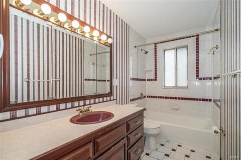 6 Balero Ct, Ballwin, MO 63011 photo 13