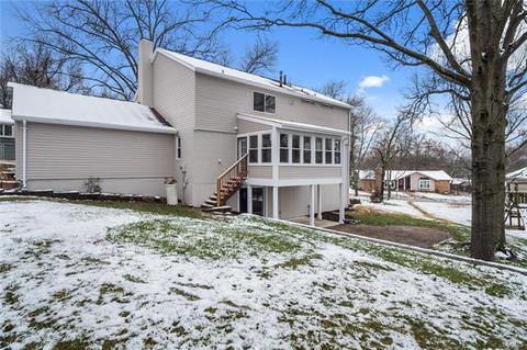 477 Sunstone Dr, Ballwin, MO 63011 photo 28