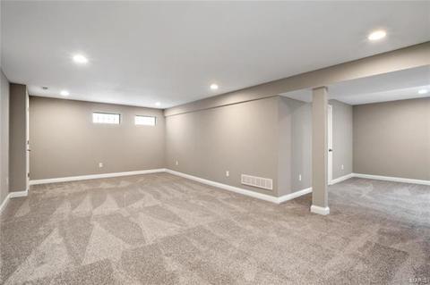 477 Sunstone Dr, Ballwin, MO 63011 photo 24