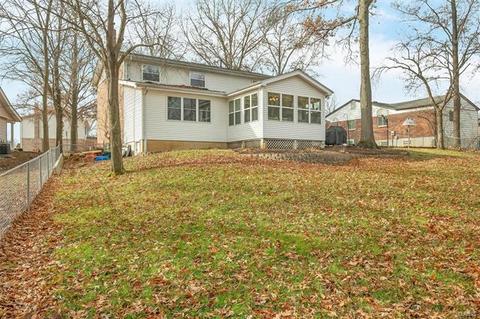 831 Bergquist Dr, Ballwin, MO 63011 photo 41