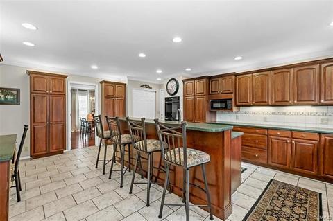 831 Bergquist Dr, Ballwin, MO 63011 photo 19