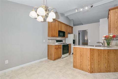 1168 Villa Flora Dr, O'fallon, MO 63366 photo 11