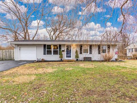 901 Danton Ct, Ballwin, MO 63011 photo 25