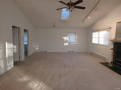 10124 Stephens Pl, Saint Ann, MO 63074 photo 14