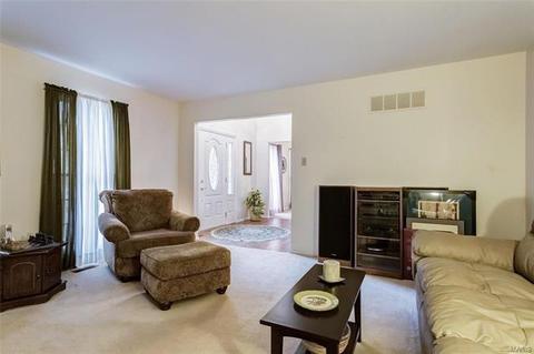 1855 Sullivan Pointe Dr, Wildwood, MO 63011 photo 9