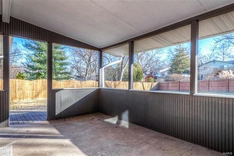 504 Arborwood, Ballwin, MO 63021 photo 30