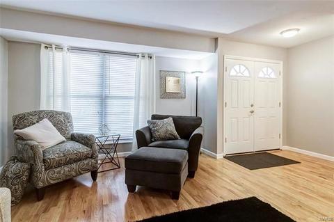 504 Arborwood, Ballwin, MO 63021 photo 5