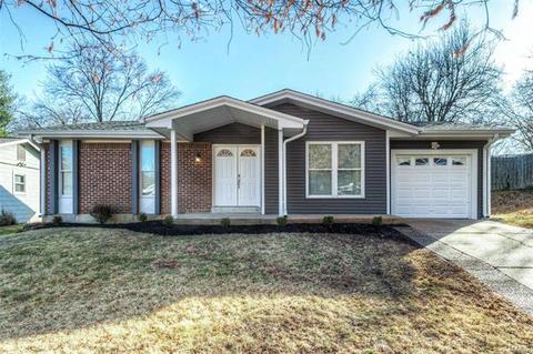 504 Arborwood, Ballwin, MO 63021 photo 1