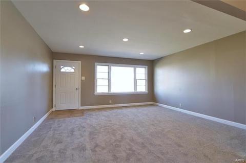 243 Dennison Dr, Ballwin, MO 63021 photo 4