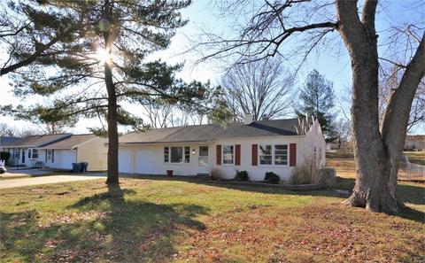 243 Dennison Dr, Ballwin, MO 63021 photo 2