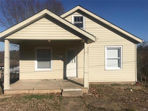 1114 Morton St, Jackson, MO 63755 photo 1