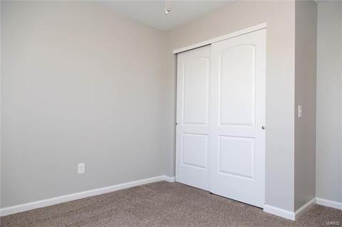 1338 War Bonnet Dr, O'fallon, MO 63366 photo 10