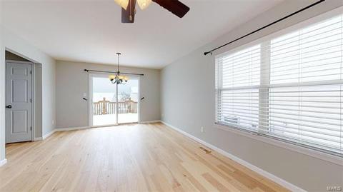 223 Tyndale Dr, O'fallon, MO 63366 photo 6