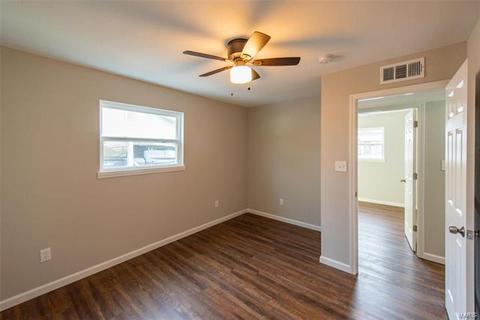 209 Heyden Dr, Eureka, MO 63025 photo 16