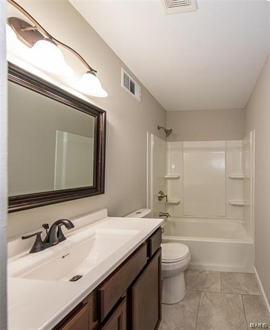 209 Heyden Dr, Eureka, MO 63025 photo 5
