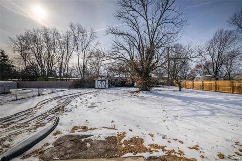 221 View Point Ln, Lake Saint Louis, MO 63367 photo 18