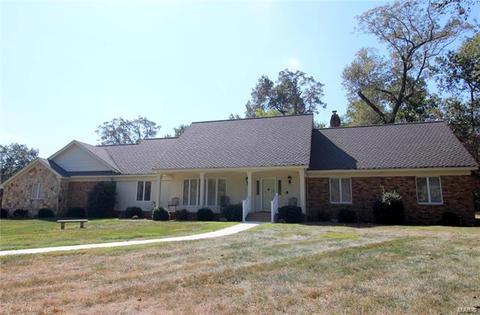 504 E Forest Dr, Herrin, IL 62948 photo 1