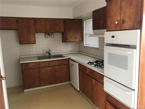 1137 Bromfield, Manchester, MO 63021 photo 3