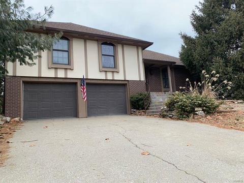 727 N Lake Dr, Marshall, MO 65340 photo 1