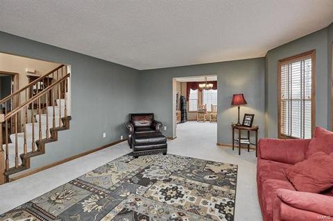 5200 Roanoke Dr, Weldon Spring, MO 63304 photo 16