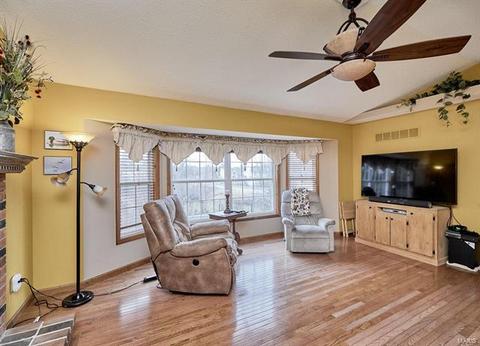 5200 Roanoke Dr, Weldon Spring, MO 63304 photo 35