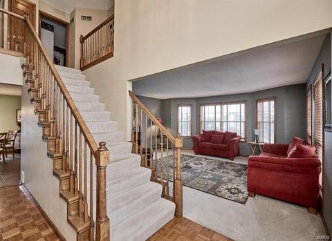 5200 Roanoke Dr, Weldon Spring, MO 63304 photo 9