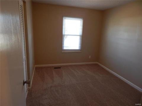 1105 Cypress Dr, O'fallon, MO 63366 photo 8