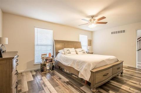 1311 Commons Cir, Saint Charles, MO 63304 photo 31