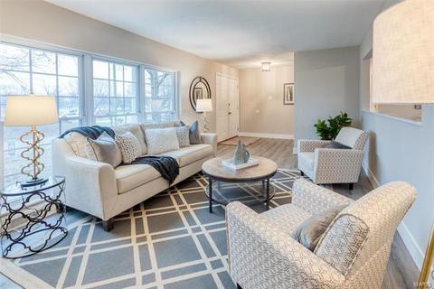 17 Saali, O'fallon, MO 63366 photo 8
