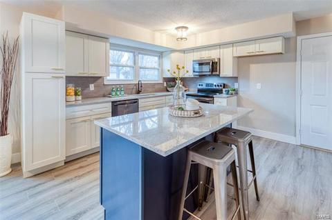 17 Saali, O'fallon, MO 63366 photo 3