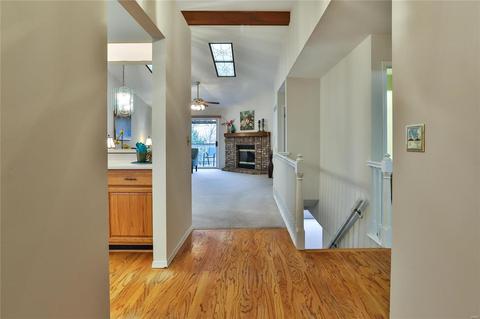 816 Woodside Trails Dr, Ballwin, MO 63021 photo 9
