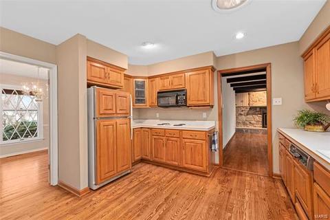 11152 Apache Trl, Saint Louis, MO 63146 photo 17