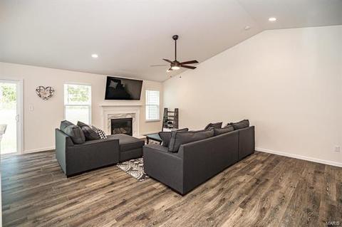 153 Keystone Ridge Dr, O'fallon, MO 63366 photo 11