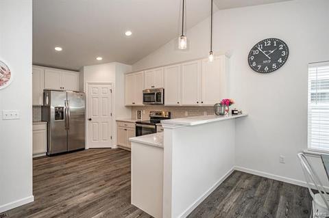 153 Keystone Ridge Dr, O'fallon, MO 63366 photo 13