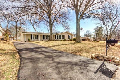 588 Fieldstone Ln, Ballwin, MO 63011 photo 8