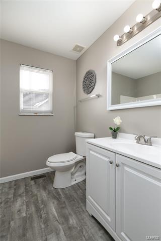 10 Red Cedar Parc Ct, O'fallon, MO 63368 photo 14